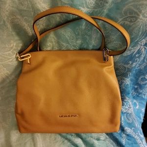 New Michael Kors Leighton lg should tote Dk khaki